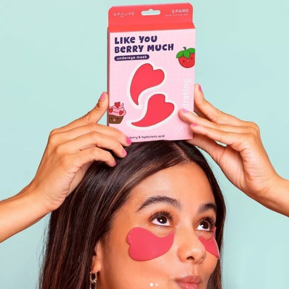 Under Eye Mask SpaLife Like You Berry Much | Puffy Dark Circles Treatment - Picture 3 of 3